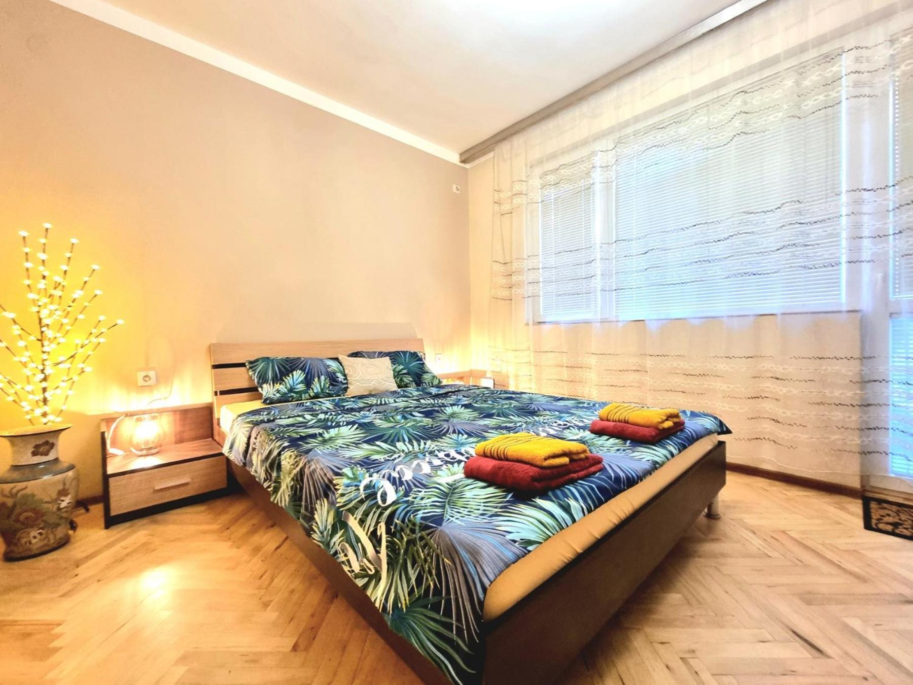 Super Center-Huge 2 Bedrooms Apartment Burgas Exterior photo